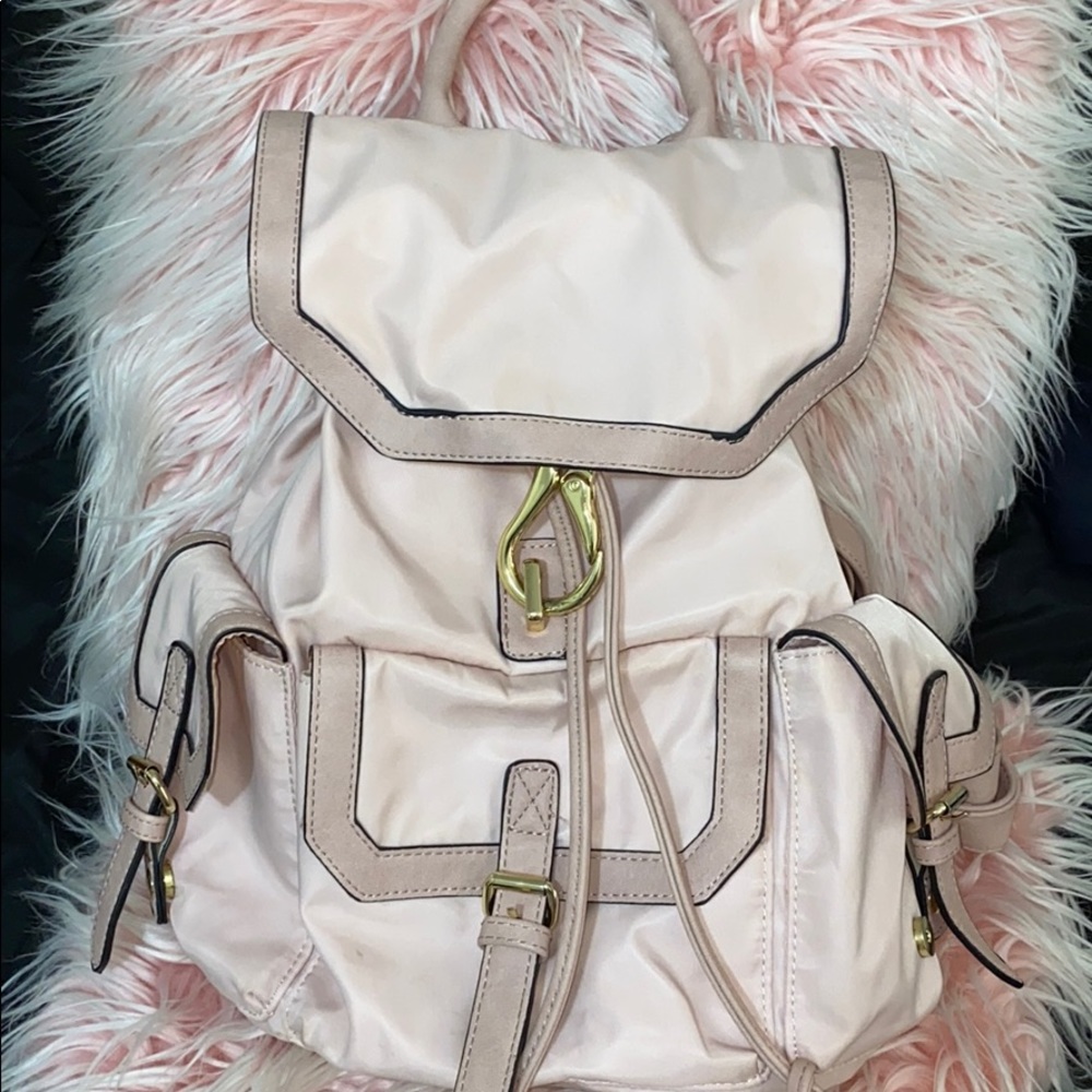 🦋🔥madden girl backpack 💋